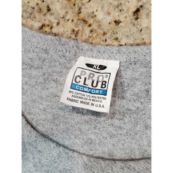 Lot of 2 Men's Tank Tops: Pro Club/Old Navy XL - Picture 6 of 7